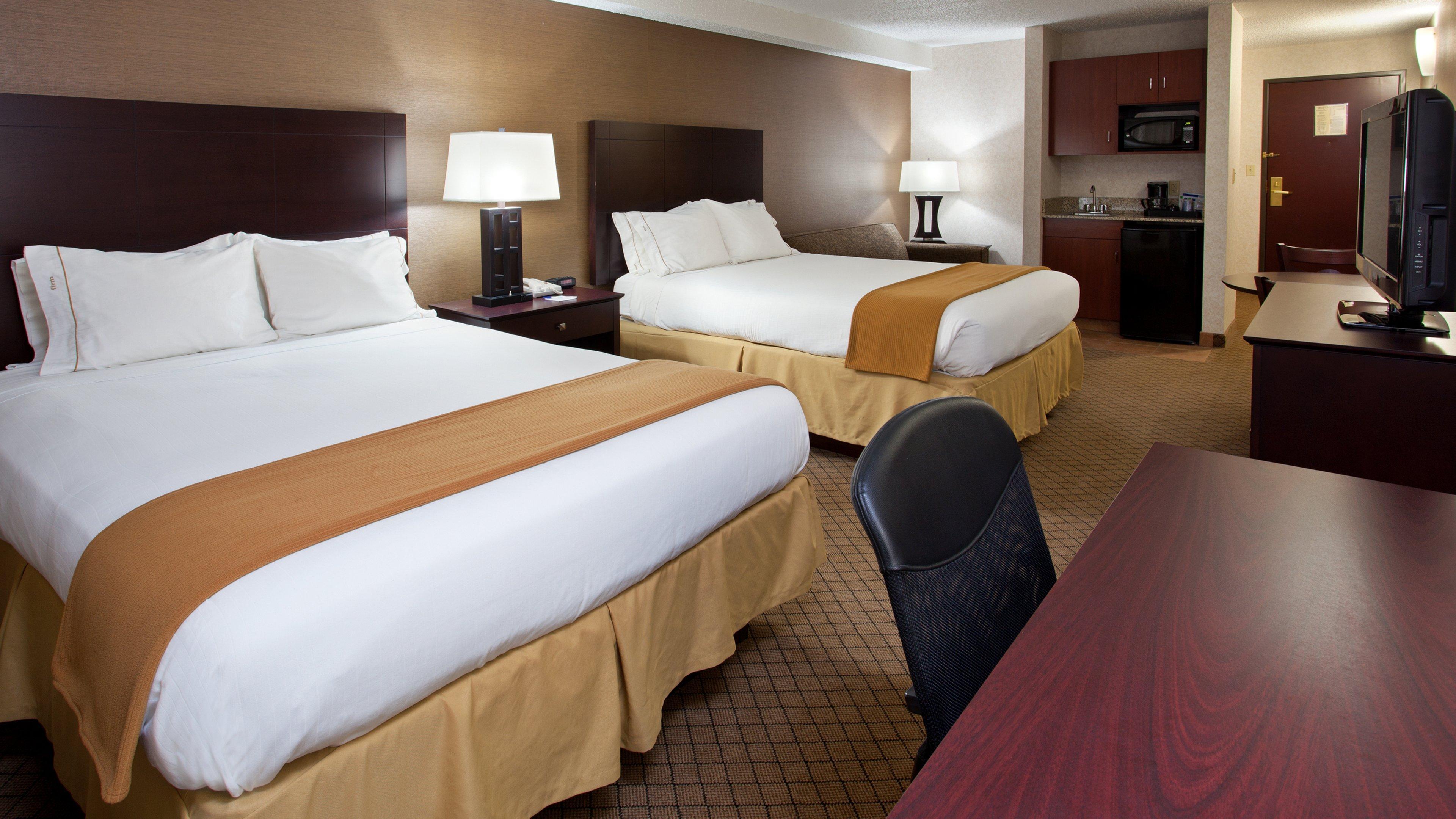 Holiday Inn Express & Suites Wadsworth By Ihg מראה חיצוני תמונה