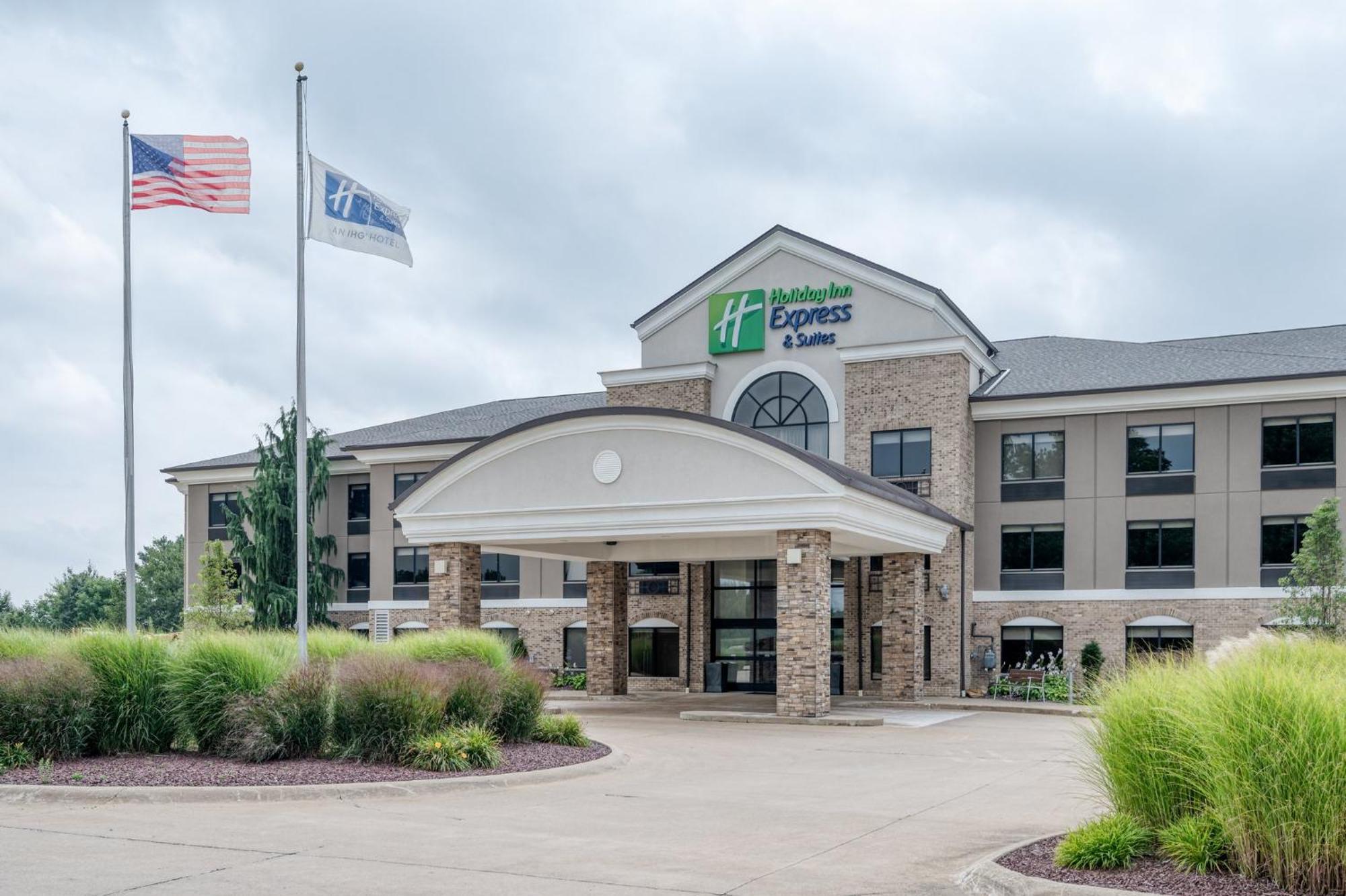 Holiday Inn Express & Suites Wadsworth By Ihg מראה חיצוני תמונה