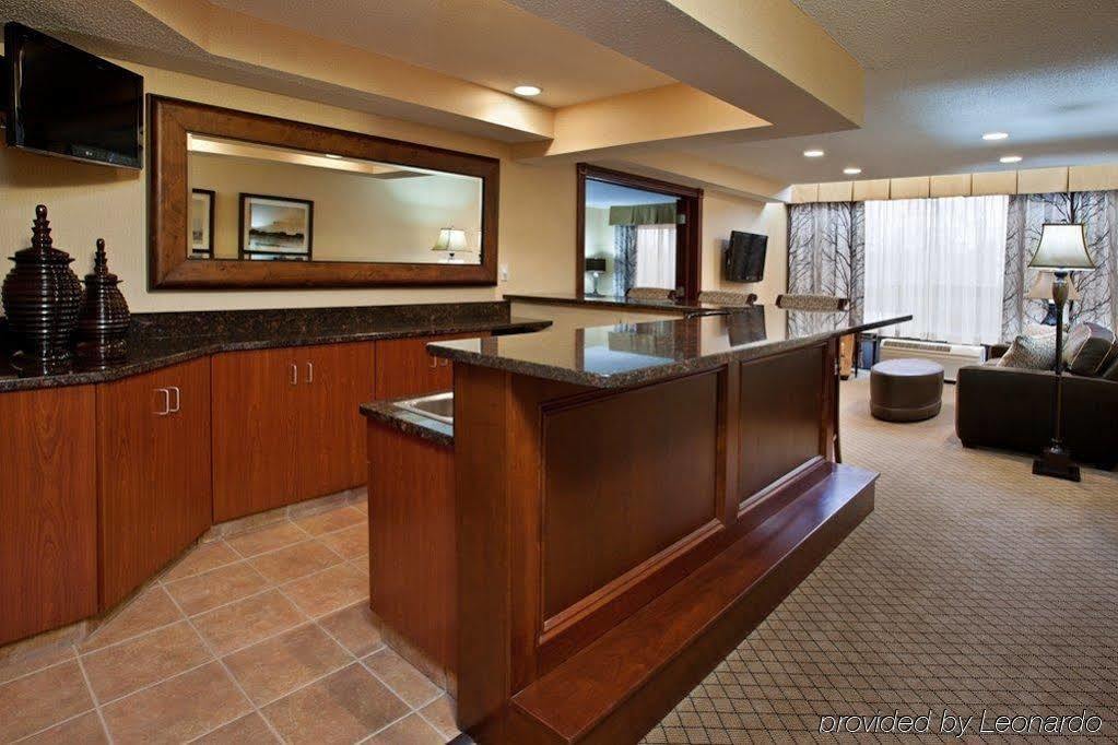 Holiday Inn Express & Suites Wadsworth By Ihg מראה חיצוני תמונה